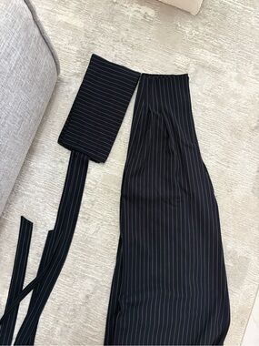 Casoná La Dueña Trousers. Striped Black Pinstripe Trousers